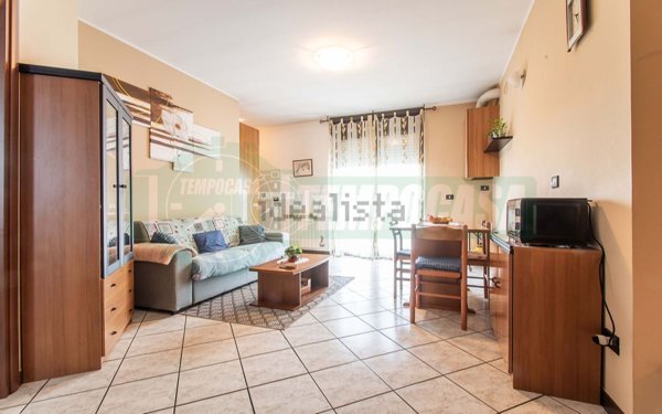 appartamento in vendita a Gorla Minore