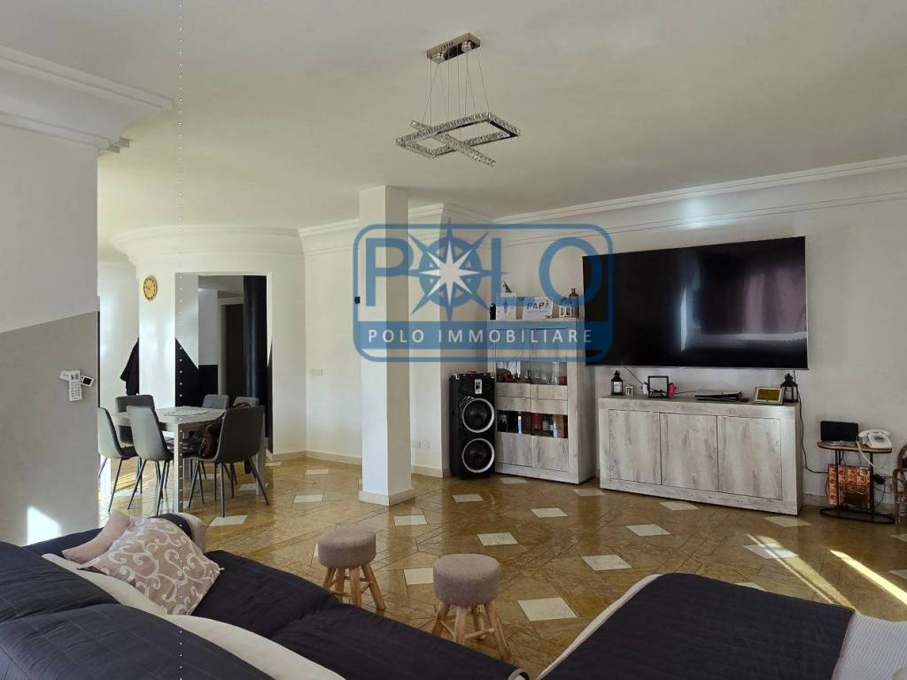 casa indipendente in vendita a Gorla Minore