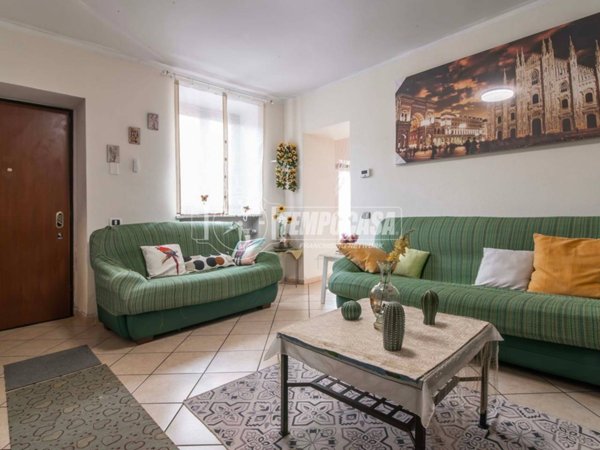 appartamento in vendita a Gorla Minore