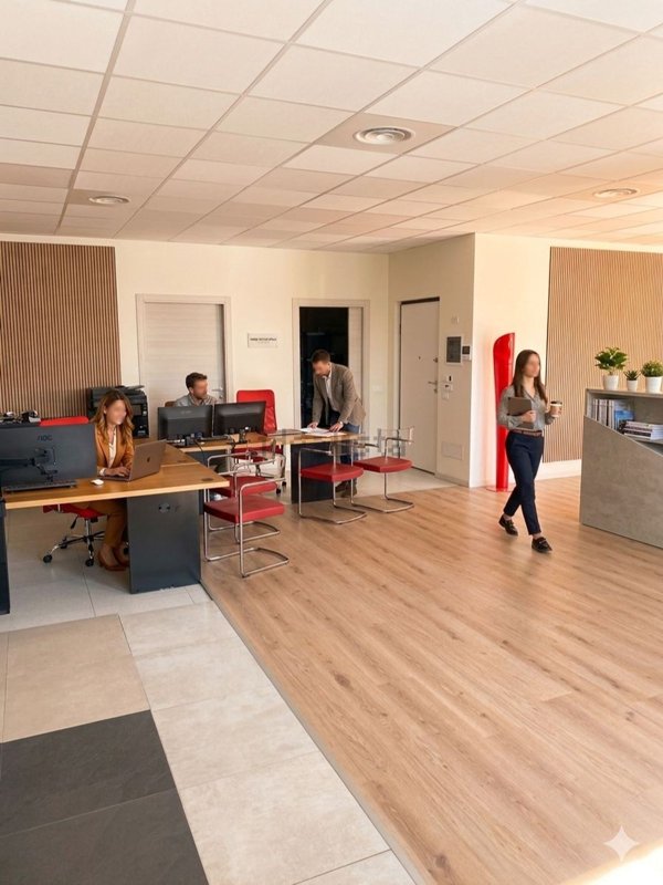 locale commerciale in vendita a Gorla Minore