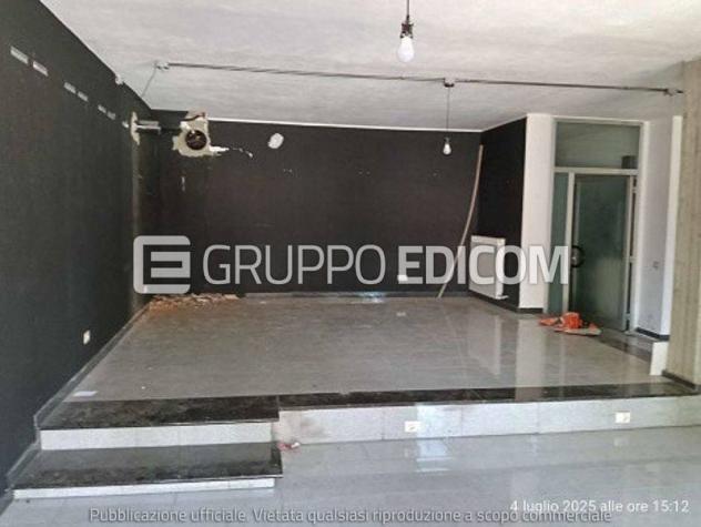 negozio in vendita a Gorla Minore in zona Prospiano