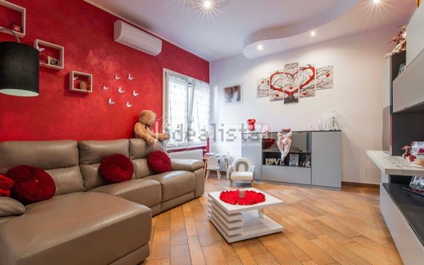 appartamento in vendita a Gorla Minore