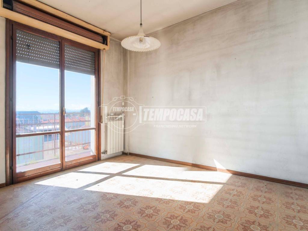 appartamento in vendita a Gorla Minore