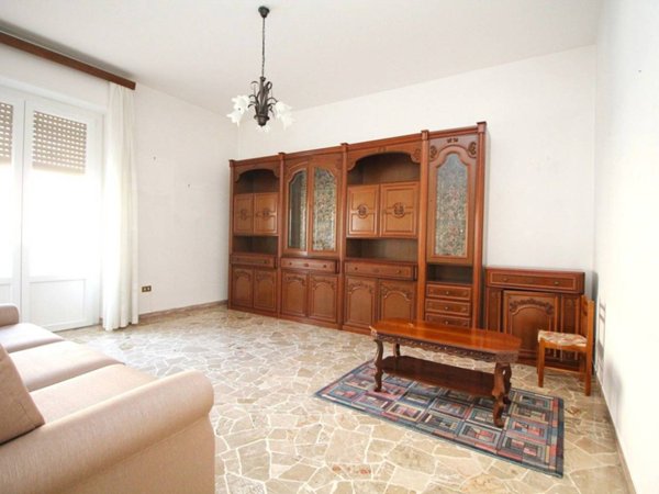 appartamento in vendita a Gorla Minore