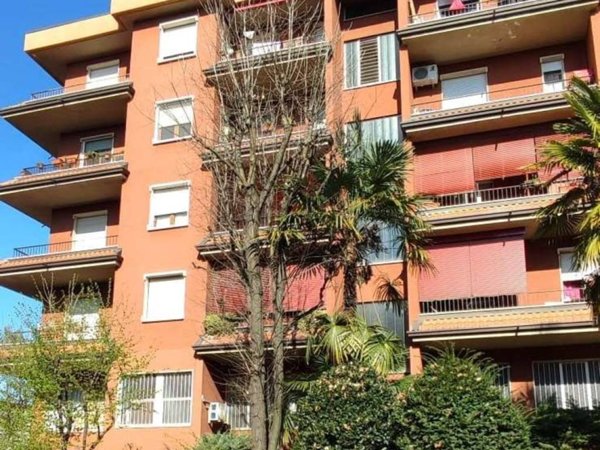 appartamento in vendita a Gorla Minore