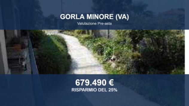 casa indipendente in vendita a Gorla Minore