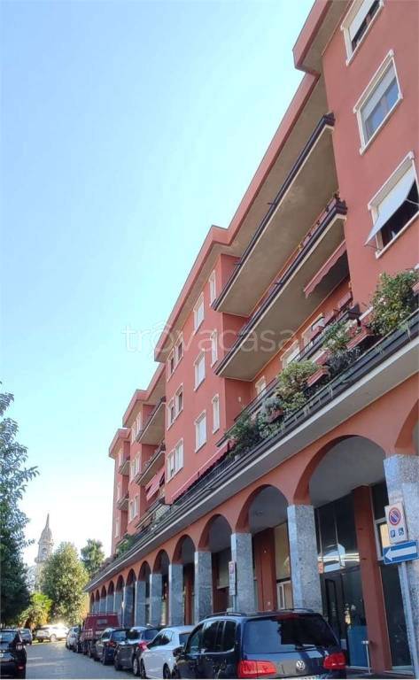 appartamento in vendita a Gorla Minore