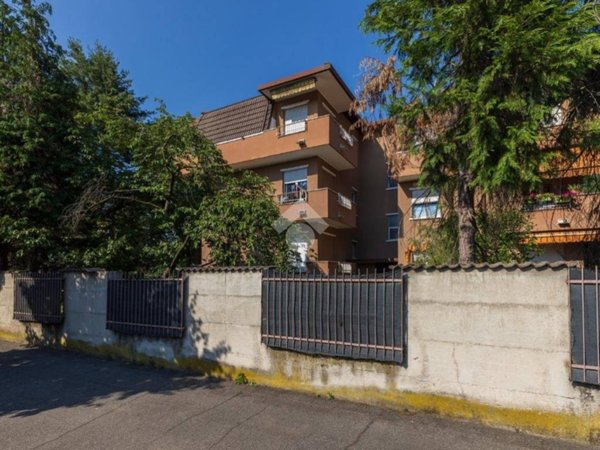 appartamento in vendita a Gorla Minore
