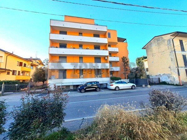 appartamento in vendita a Gorla Minore