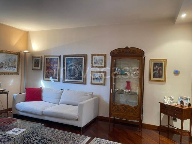 appartamento in vendita a Gorla Minore