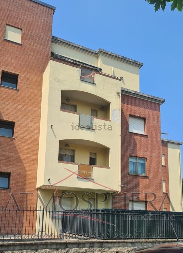 appartamento in vendita a Gorla Minore in zona Prospiano