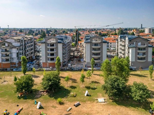 appartamento in vendita a Gorla Minore