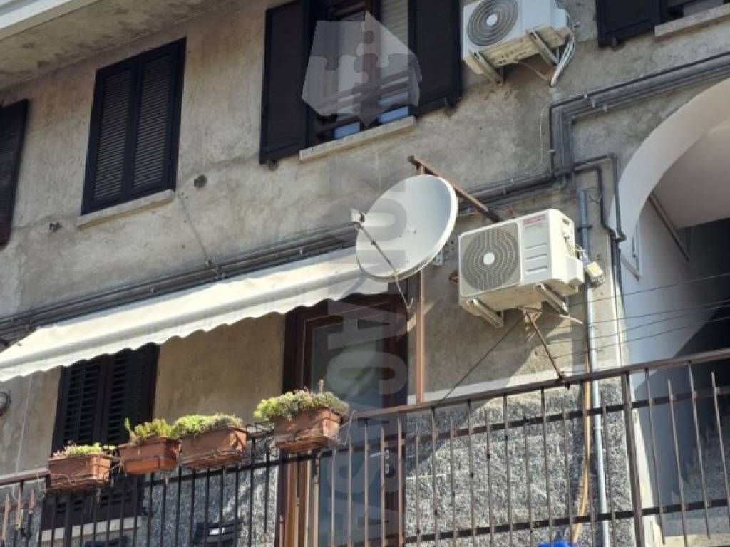 appartamento in vendita a Gorla Minore
