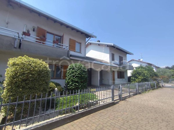 casa indipendente in vendita a Gorla Minore