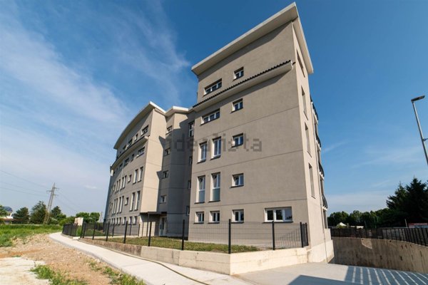 appartamento in vendita a Gorla Minore