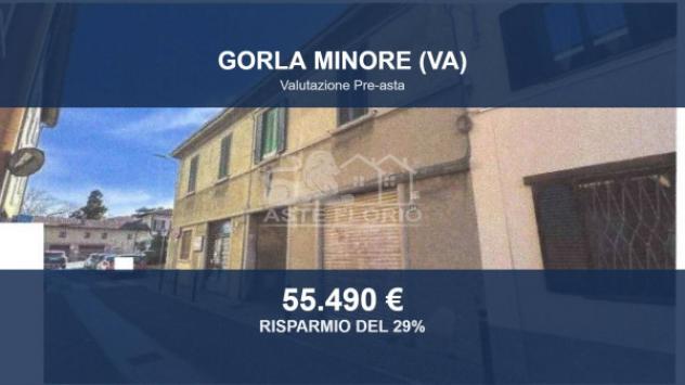 appartamento in vendita a Gorla Minore