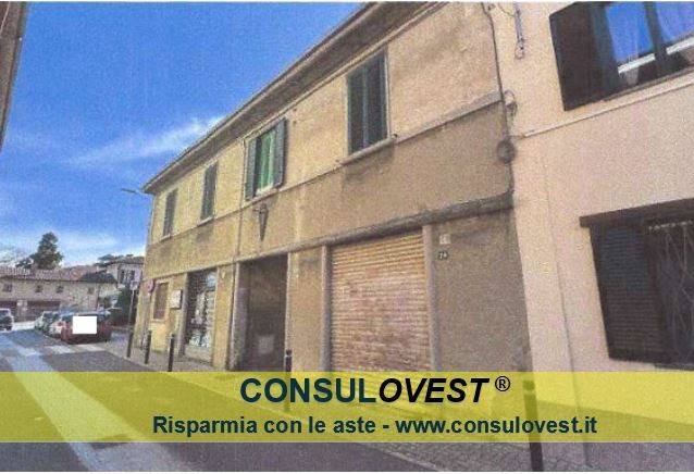 appartamento in vendita a Gorla Minore