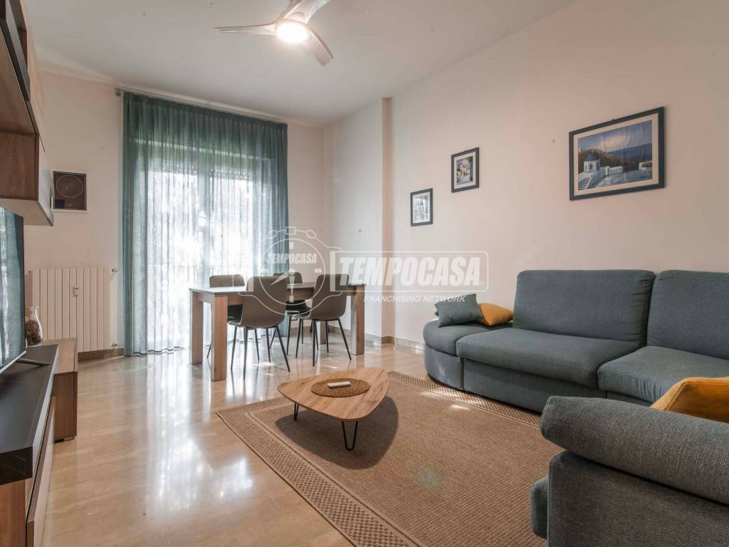 appartamento in vendita a Gorla Minore in zona Prospiano