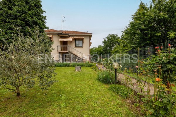 casa indipendente in vendita a Gornate Olona