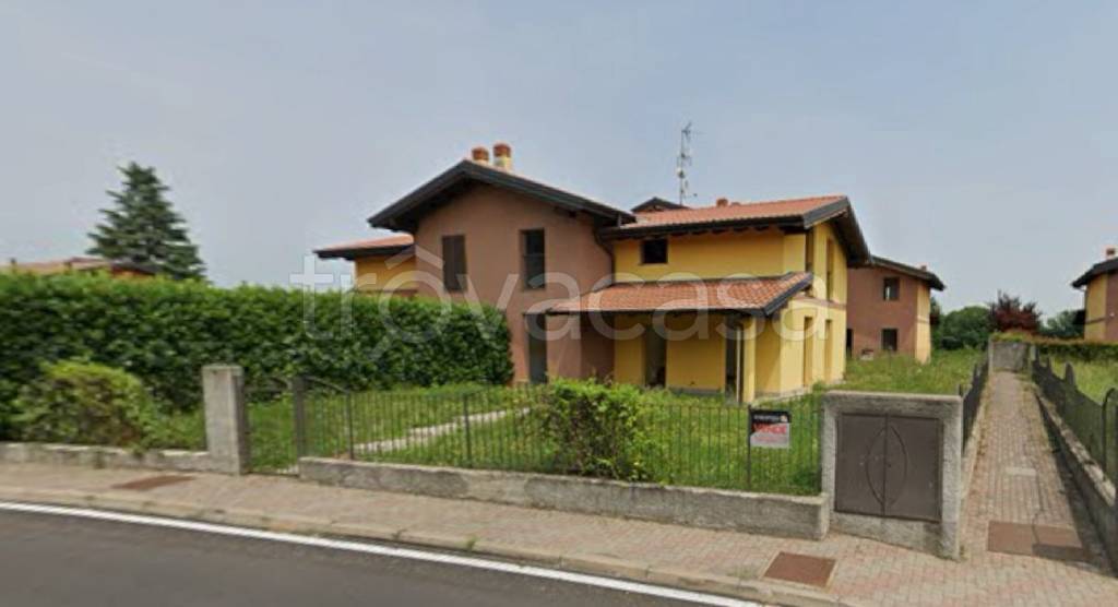 casa indipendente in vendita a Gornate Olona