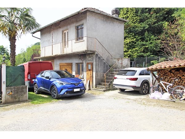 casa indipendente in vendita a Gornate Olona