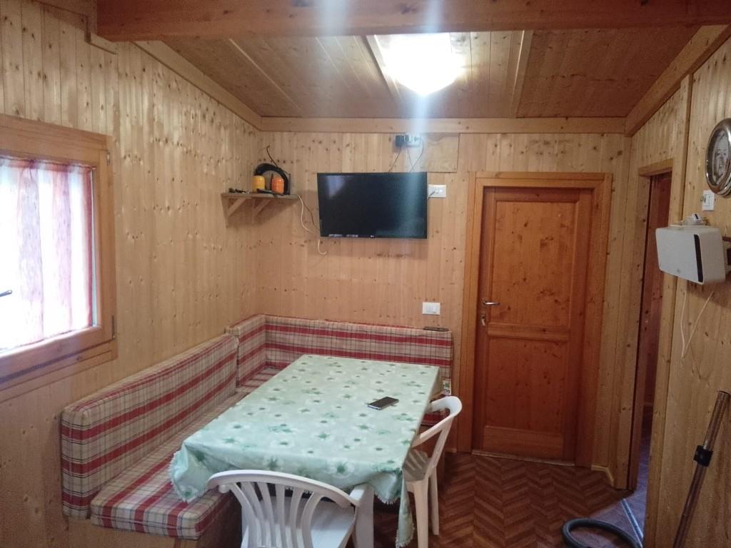 casa indipendente in vendita a Gornate Olona