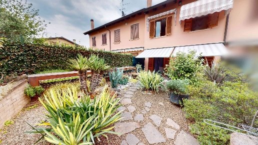 casa indipendente in vendita a Gornate Olona