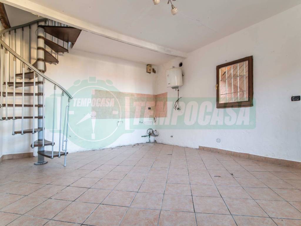 appartamento in vendita a Gornate Olona