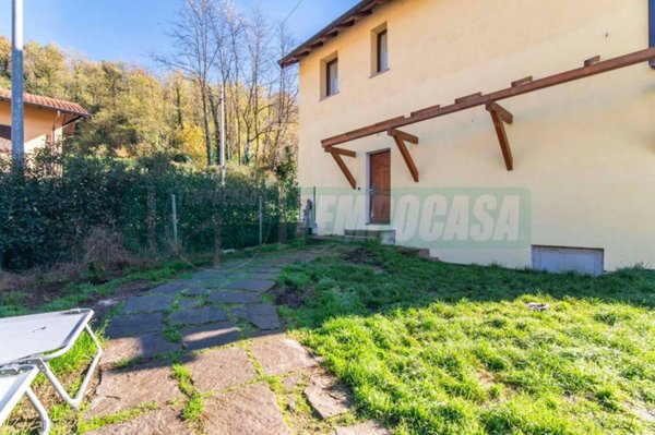 casa indipendente in vendita a Gornate Olona