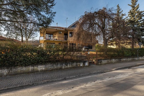 casa indipendente in vendita a Gornate Olona