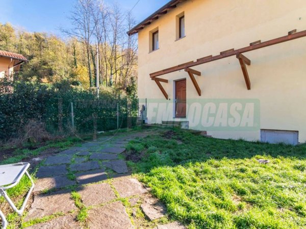 casa indipendente in vendita a Gornate Olona