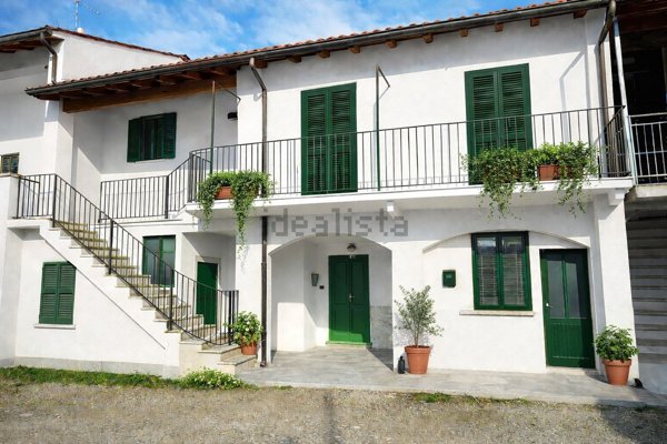 pentavano in vendita a Gornate Olona in zona Biciccera