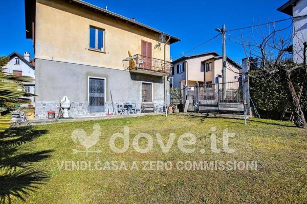 casa indipendente in vendita a Grantola