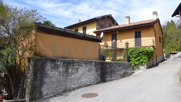 casa indipendente in vendita a Grantola