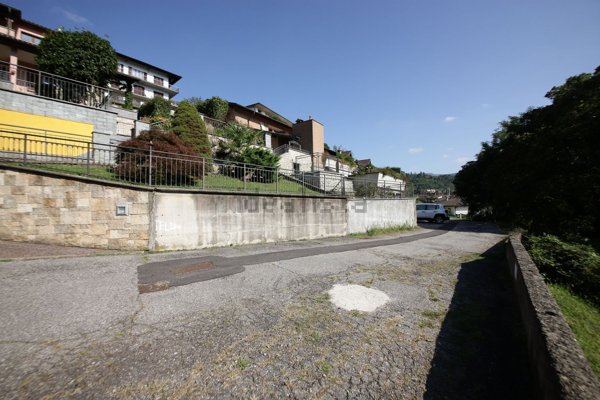 casa indipendente in vendita a Grantola