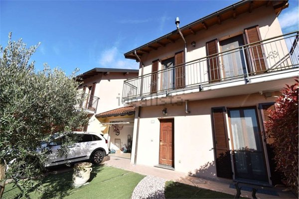 casa indipendente in vendita a Grantola