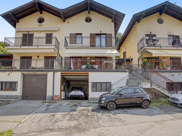 casa indipendente in vendita a Grantola
