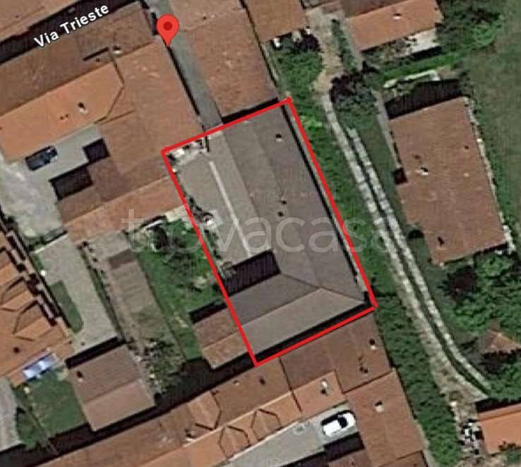 appartamento in vendita ad Inarzo
