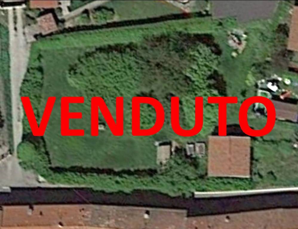 terreno agricolo in vendita ad Inarzo