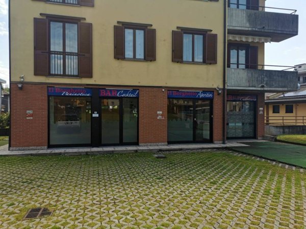 appartamento in vendita ad Induno Olona in zona San Cassano