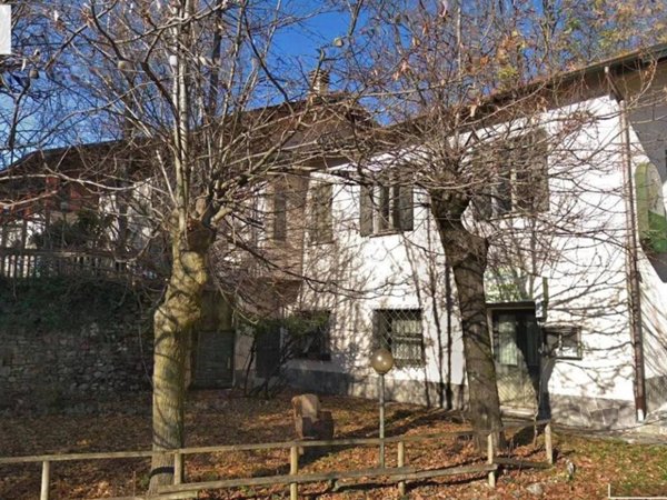 casa indipendente in vendita ad Induno Olona