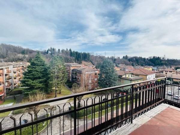 appartamento in vendita ad Induno Olona in zona Olona