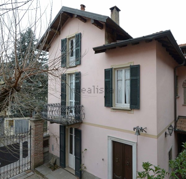 casa indipendente in vendita ad Induno Olona