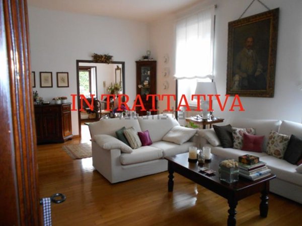 casa indipendente in vendita ad Induno Olona in zona Olona