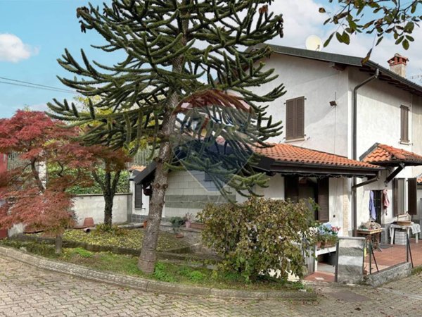 casa indipendente in vendita ad Induno Olona