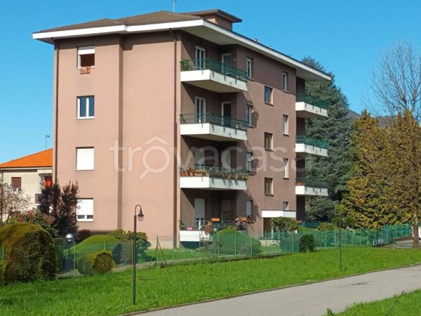 appartamento in vendita ad Induno Olona in zona Olona