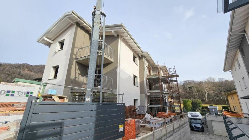 appartamento in vendita ad Induno Olona in zona Olona