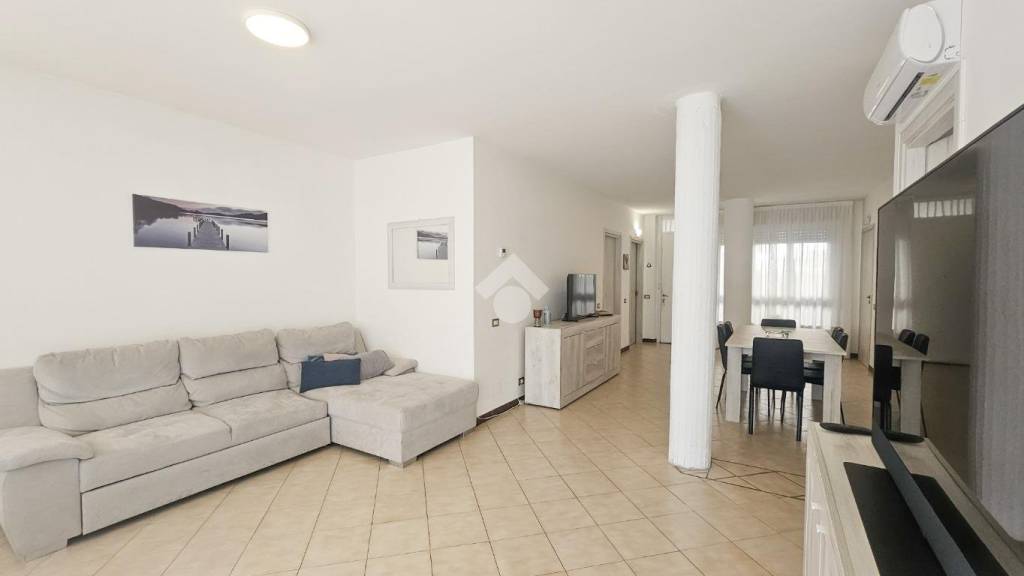 appartamento in vendita ad Induno Olona in zona Olona