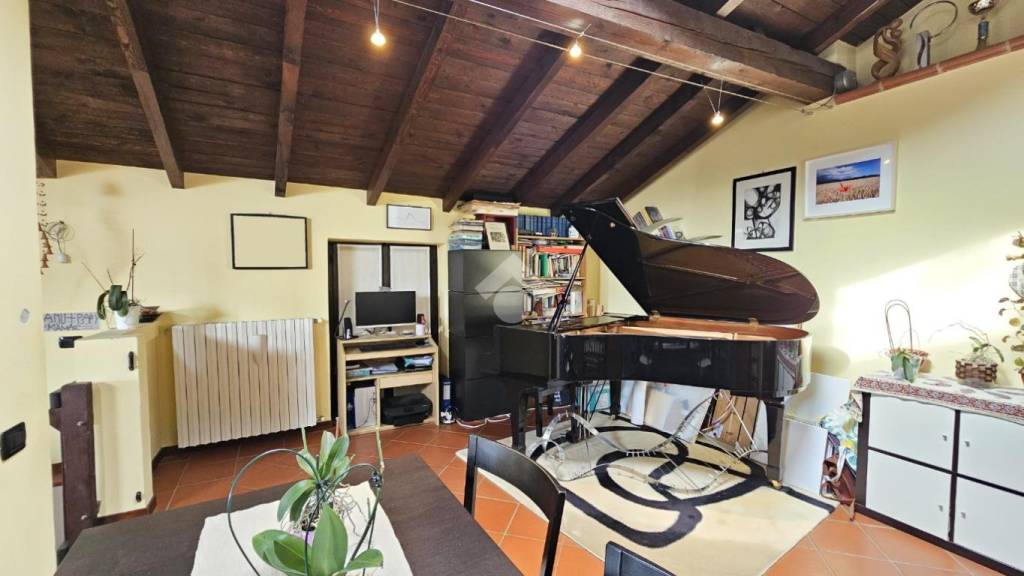 appartamento in vendita ad Induno Olona in zona Olona