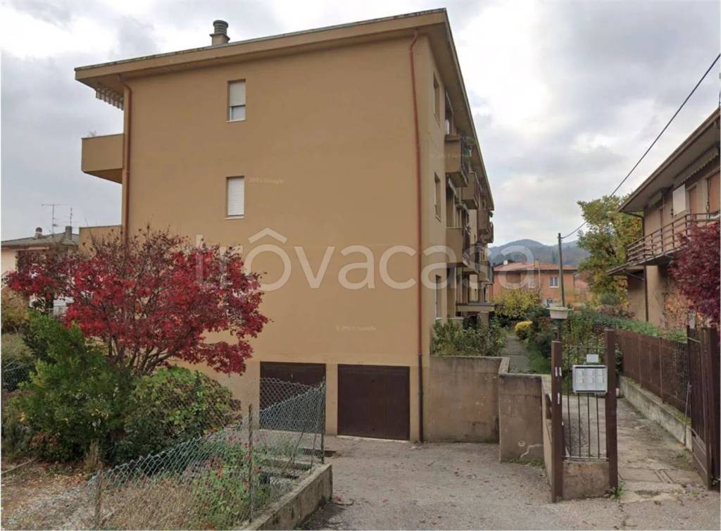 appartamento in vendita ad Induno Olona in zona Olona